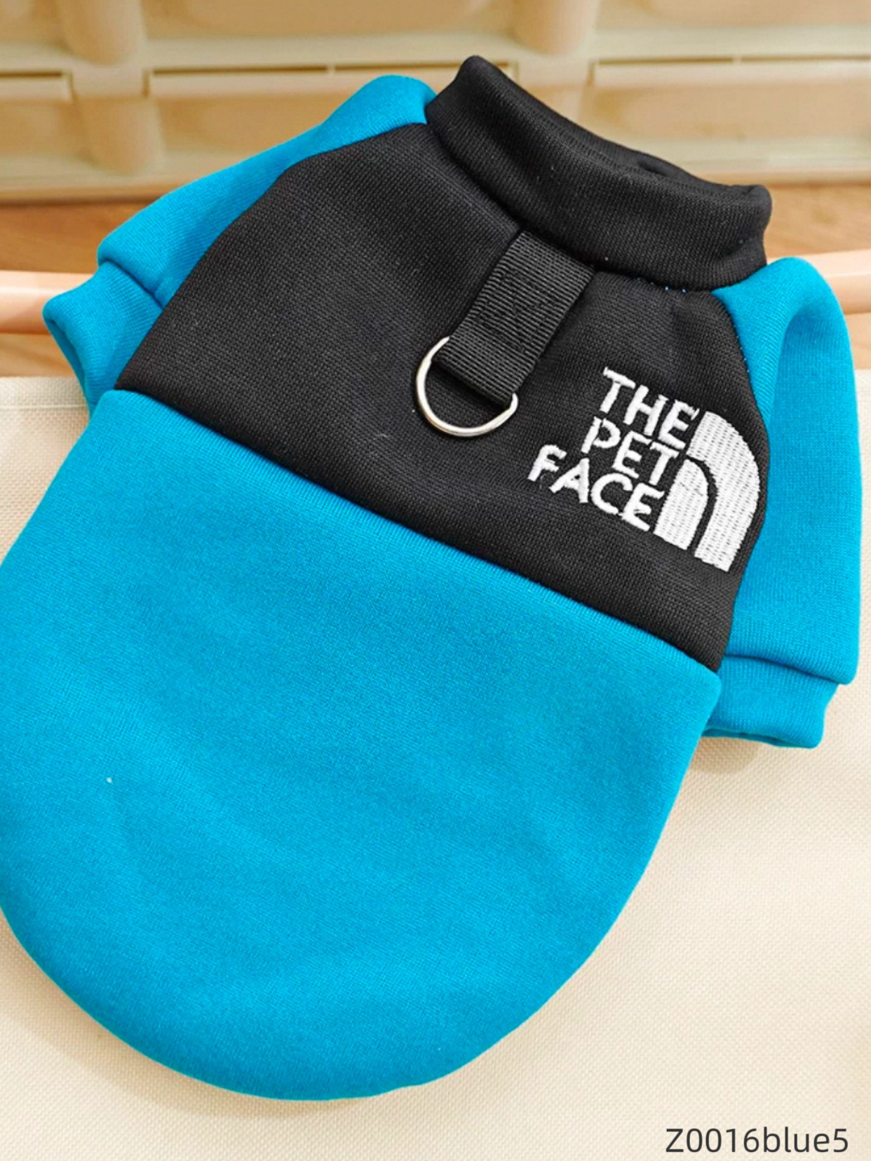 Z0016 Hip Hop Dog Pet Sweatshirt